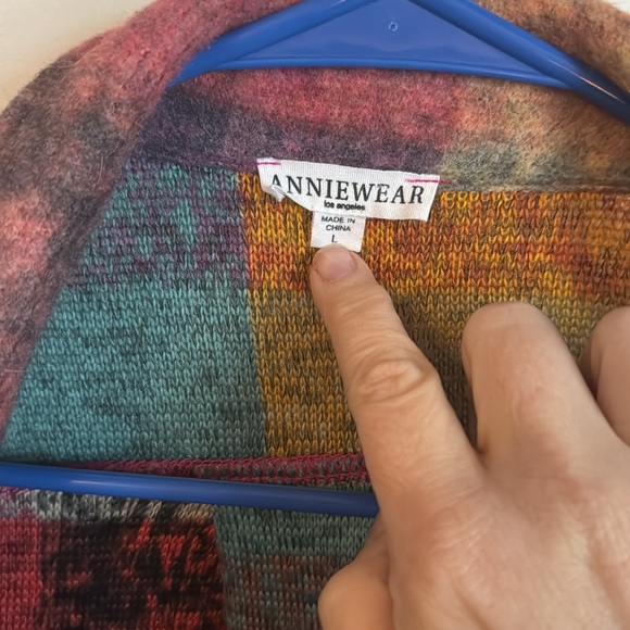 Anniewear colorful Plaid Brushed Shacket large oversized light weight soft - Picture 3 of 8